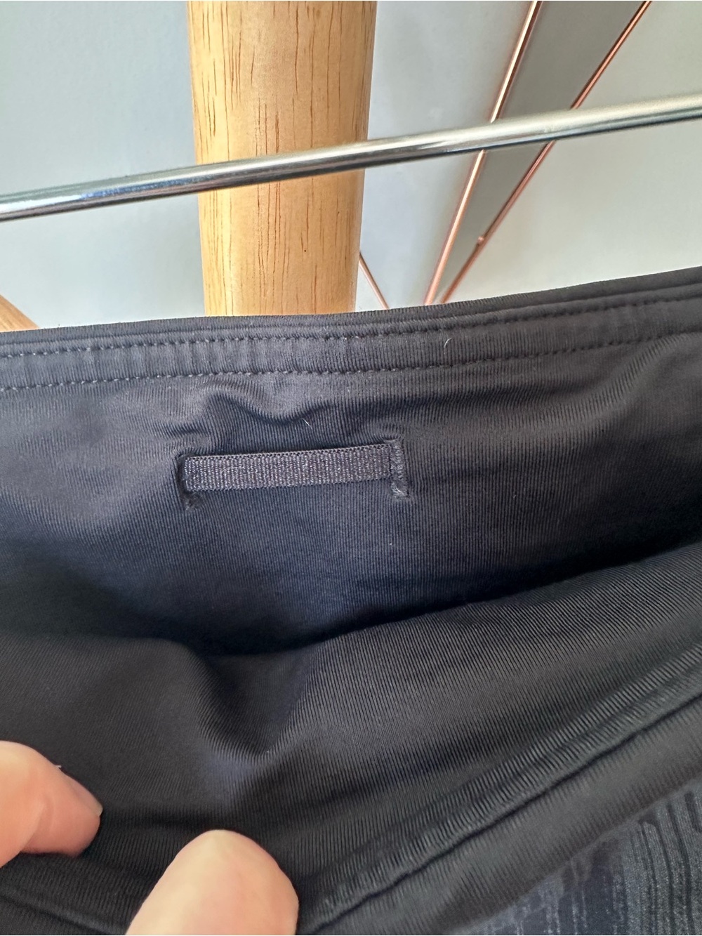 LULULEMON Run Inspire Crop II Black Grey Gray Mesh Capri Leggings Yoga Size 8 - Picture 12 of 16